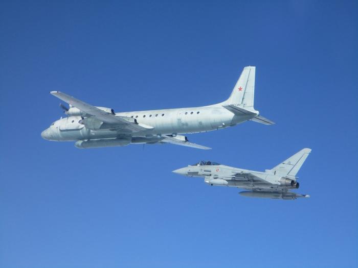 Itālijas Gaisa spēku iznīcinātājs "Eurofighter" virs Baltijas jūras pārtvēris Krievijs bruņoto spēku lidmašīnu