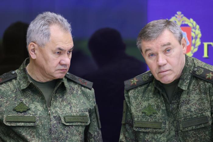 Sergejs Šoigu un ģenerālis Valērijs Gerasimovs. Foto: AP/Scanpix