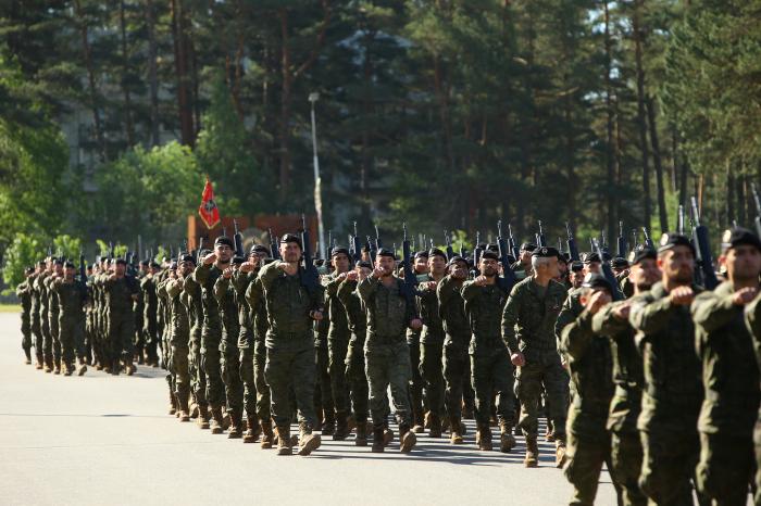 2017. gada 19. jūnijā Ādažu bāzē notiek svinīgā NATO paplašinātās klātbūtnes Latvijā kaujas grupas sagaidīšanas ceremonija.