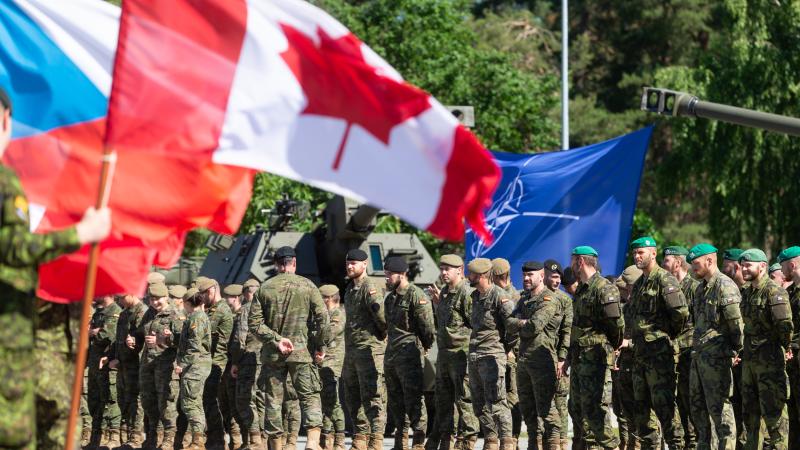 NATO paplašinātās klātbūtnes kaujas grupas izvietošanas Latvijā piektās gadadienas svinības Ādažu bāzē