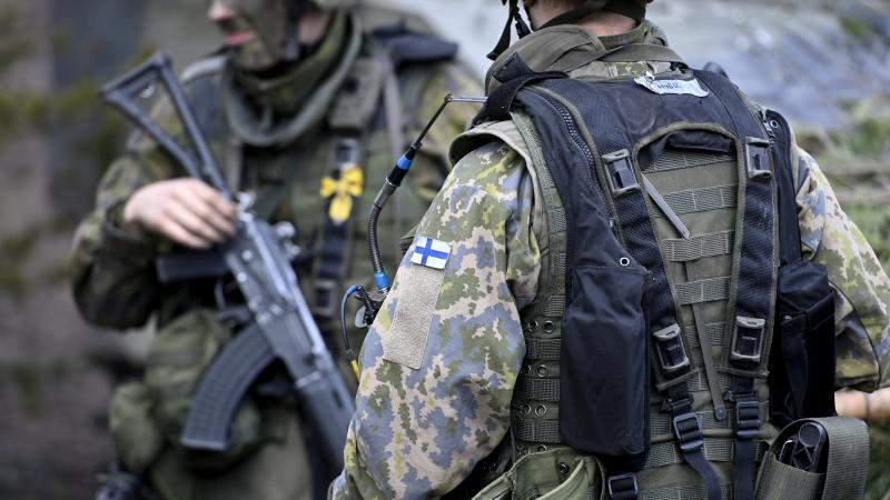Somijas bruņoto spēku karavīri