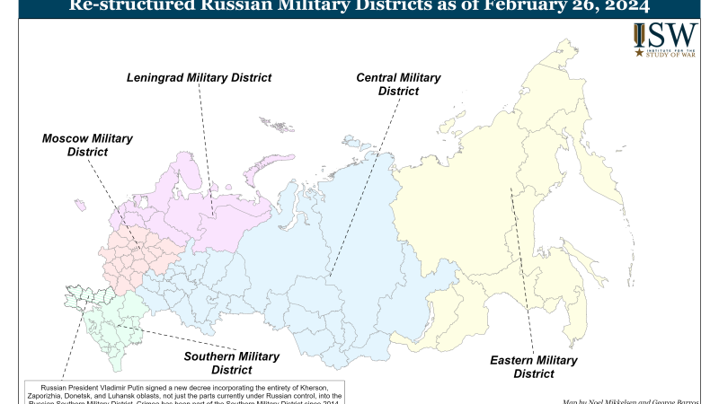 Pārstrukturēto Krievijas militāro apgabalu izvietojums