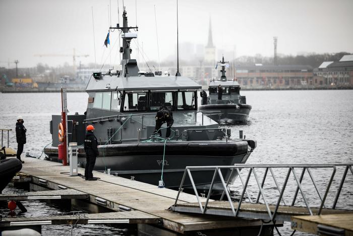 Igaunijas Jūras spēku jaunās patruļlaivas ierodas ostā