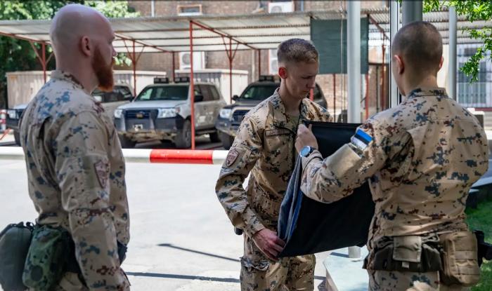 Igaunijas karoga nolaišana Afganistānā/ U.S. Army SGT Jeffery Harris