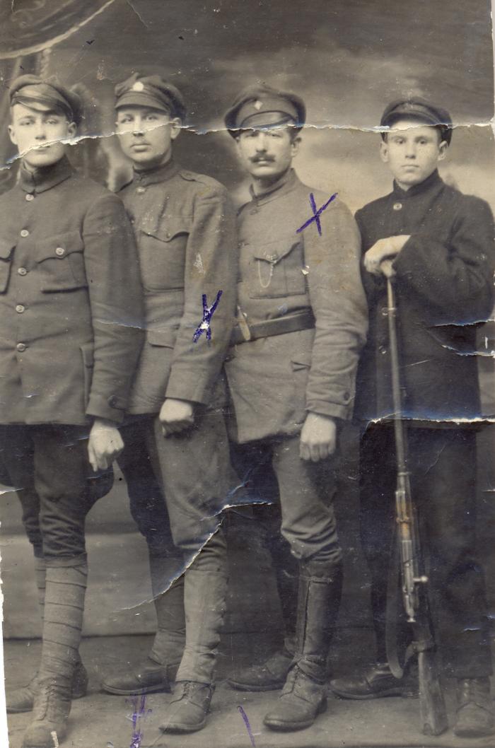 Brīvprātīgie no Vecpils pagasta. Kurzeme, 1919. gada pavasaris. 