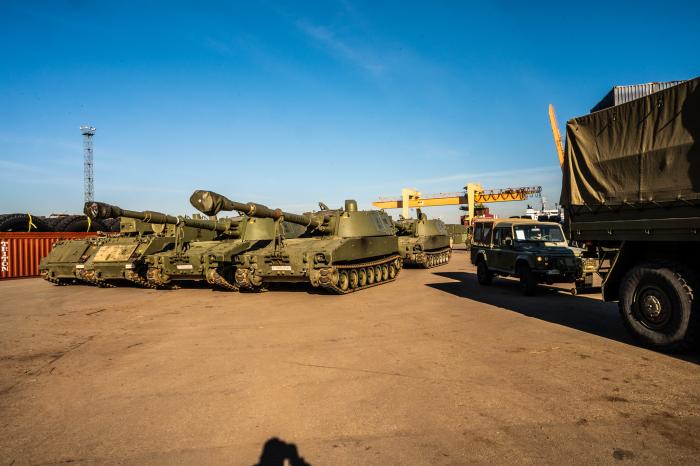 Kanādas bruņotie spēki nosūta uz Latvija artilērijas vienību/NATO enhanced Forward Presence Battle Group Latvia/Facebook