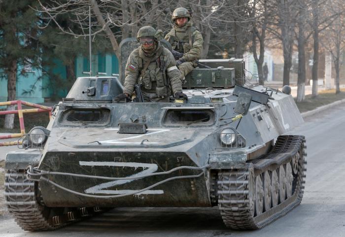 Krievijas okupācijas spēku karavīri Ukrainā/Foto: REUTERS/Scanpix