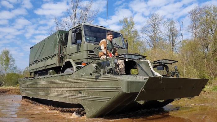 Bataljona bruņojumā esošās no Polijas saņemtās amfībijas