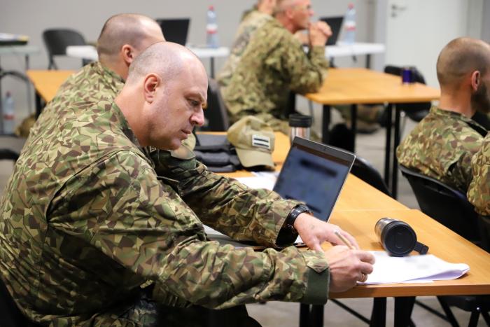 NATO Militārās inženierijas izcilības centra  vadītais Latvijas Tiltu novērtēšanas kurss/Foto: seržante Zanda Puče