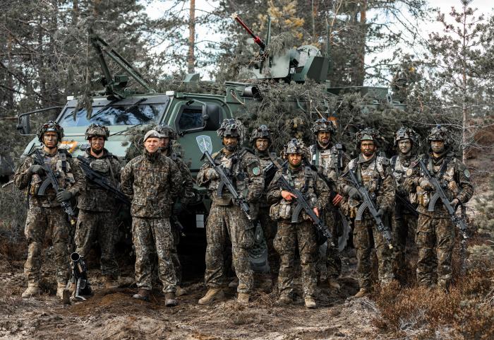 “Dzelzs bataljona” karavīri militārajās mācībās “ARROW 22” Somijā