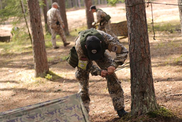 Valsts aizsardzības mācības nometne Alūksnē