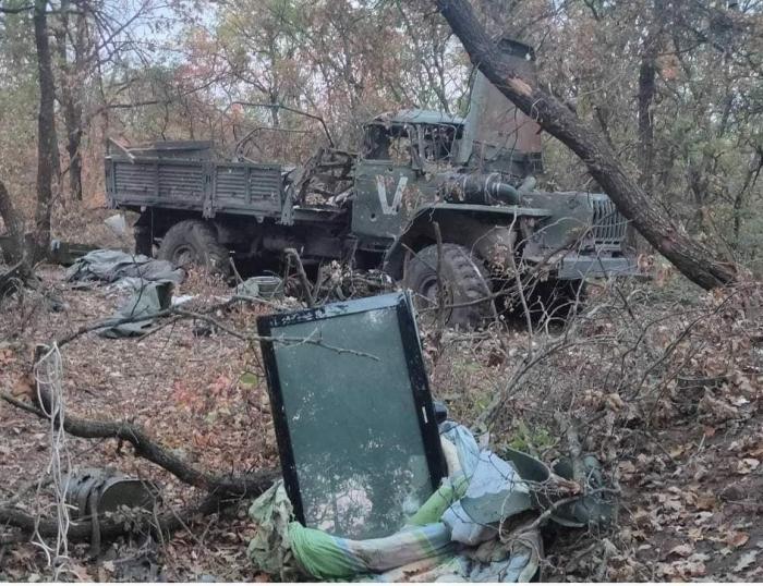 Iznīcināto krievu okupantu tehnika Ukrainā un iebrucēju civiliedzīvotājiem nozagtais televizors