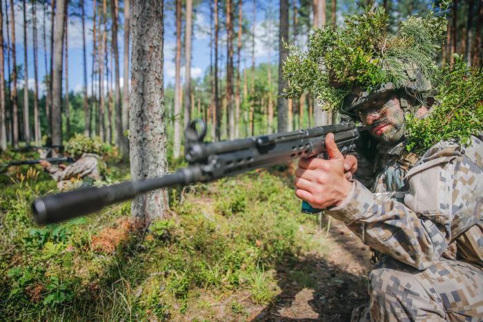 Zemessardzes 2.Vidzemes brigādes zemessargu pamatapmācības nometne 