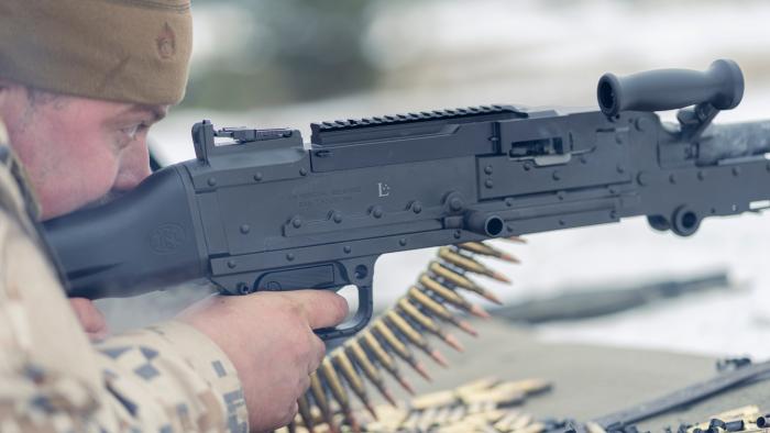 Zemessardzes 1.Rīgas brigādes ložmetējnieku apmācība