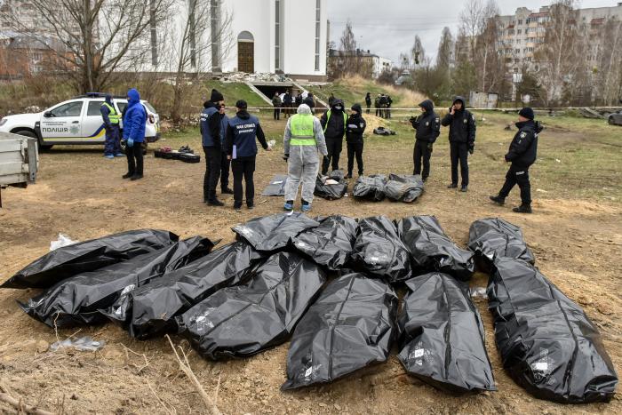 Krievu okupantu nogalinātie civiliedzīvotāji Bučā / EPA / Scanpix