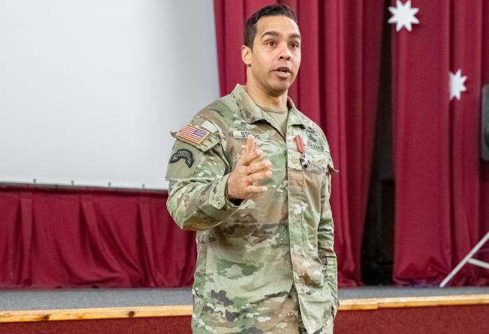 Majors Dveins Steppe, ASV SFAB komandieris Latvijā