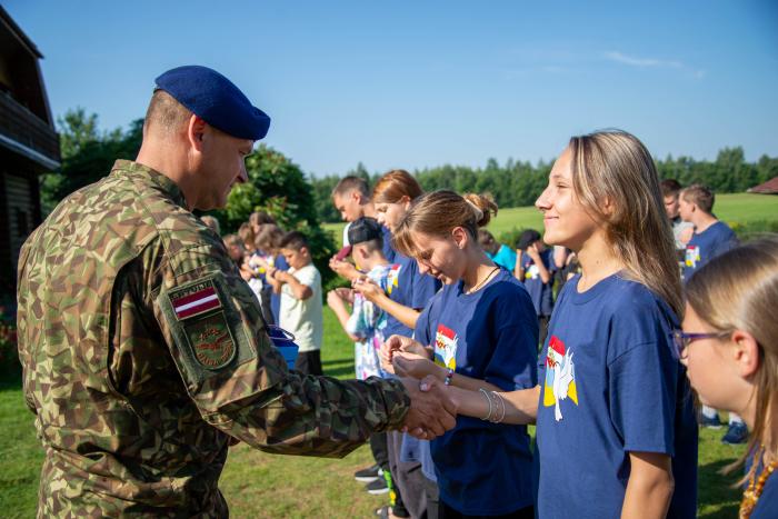 Gaisa spēku rīkotā nometne Ukrainas Gaisa spēku karavīru bērniem