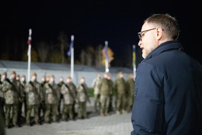 Aizsardzības ministrs Andris Sprūds dodas pirmajā reģionālajā vizītē uz Kurzemi, kur apmeklē poligonu “Mežaine” / Foto: Gatis Dieziņš/Aizsardzības ministrija