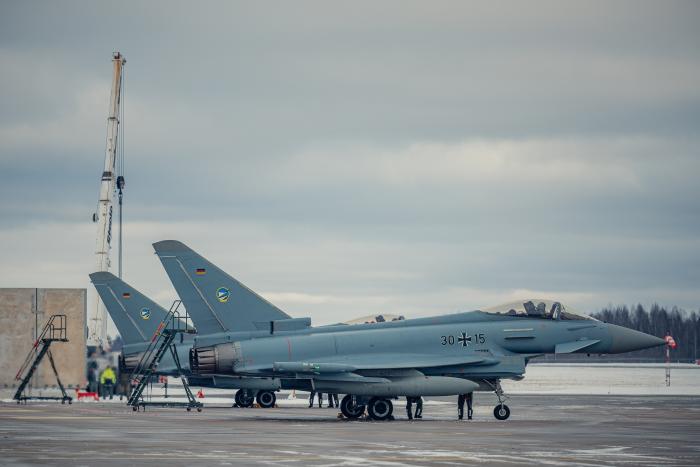 NATO Baltijas valstu gaisa telpas patrulēšanas Vācijas Gaisa spēku iznīcinātāji “Eurofighter” 