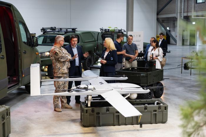 Autonomo sistēmu kompetences centra atklāšana