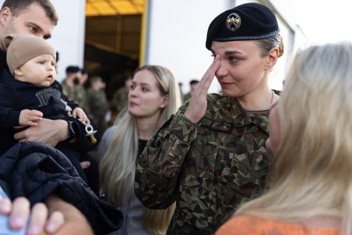 Latvijā sagaida karavīrus un zemessargus no ANO operācijas Libānā