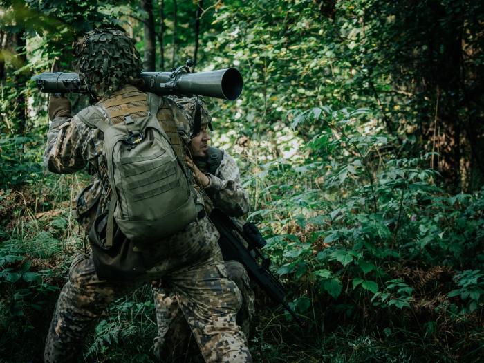 Zemessargi ar Carl-Gustaf