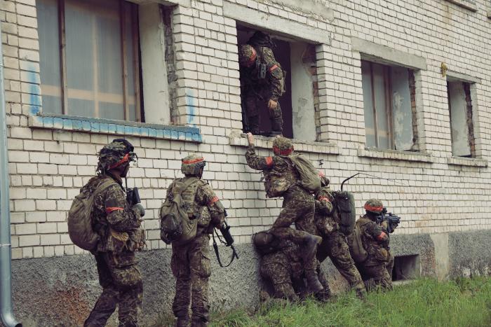 Mācības militārajā poligonā “Mežaine”