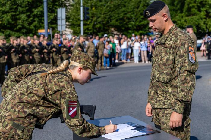 Vienīgā meitene VAD iesaukumā