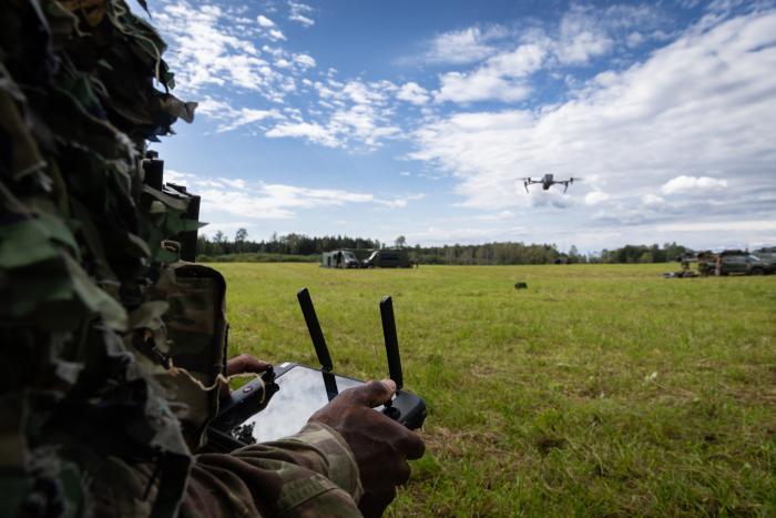 Militārās mācības Sēlijas poligonā.