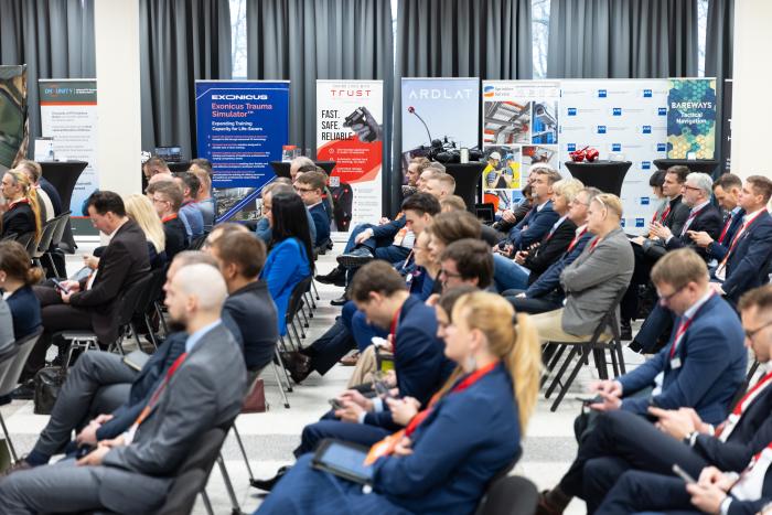 Industrijas dienu klātesošie