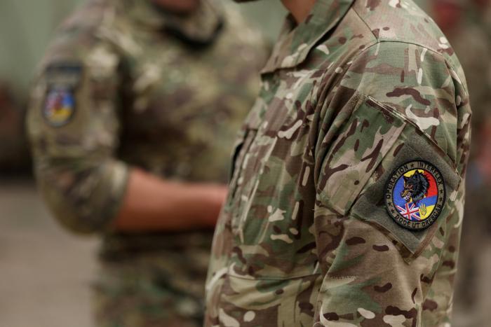 Ukrainas karavīri apmeklē Lielbritānijas Neatkarības dienas pasākumu