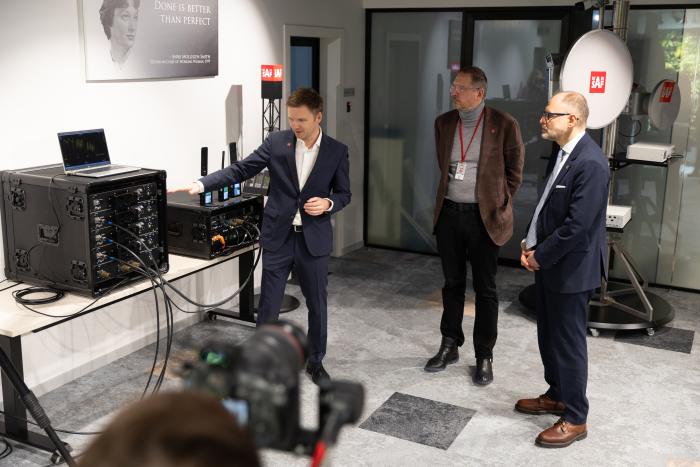 "SAF Tehnika" radiosignālu slāpētāja prezentācija