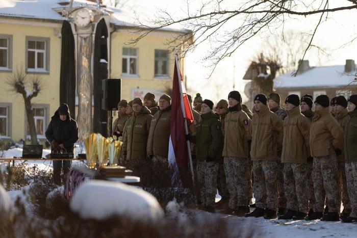 Klātesošie jaunsargi