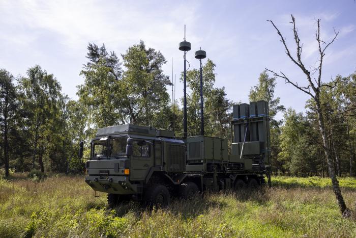 Foto: Pretgaisa aizsardzības sistēma "IRIS-T" / "Diehl Defence"