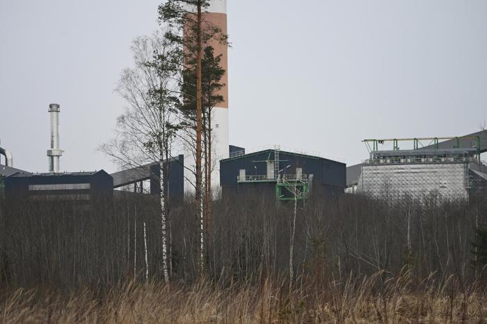 Drona trieciena vieta Igaunijas Auveres pilsētas termoelektrostacijas skurstenī