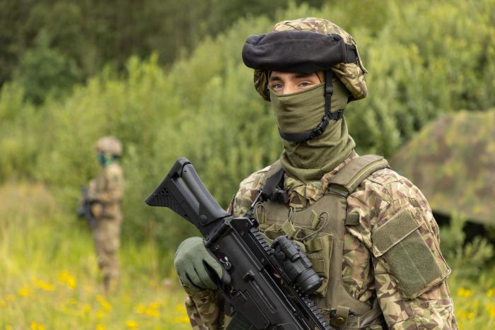 Karavīrs uz Latvijas austrumu robežas / Gatis Dieziņš / Aizsardzības ministrija