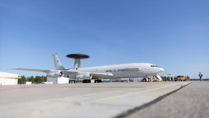 NATO AWACS lidmašīnas "Boeing" E-3A ierašanās NBS Lielvārdes aviācijas bāzē