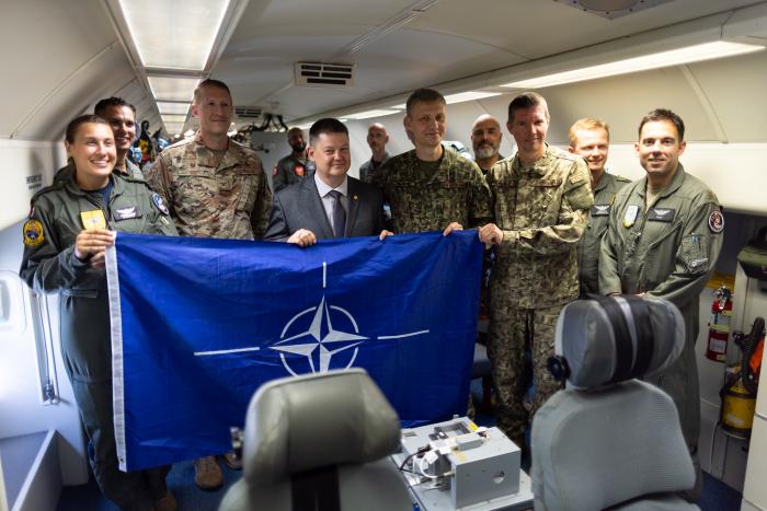 Foto: NATO AWACS lidmašīnas "Boeing" E-3A ierašanās NBS Lielvārdes aviācijas bāzē / Gatis Dieziņš