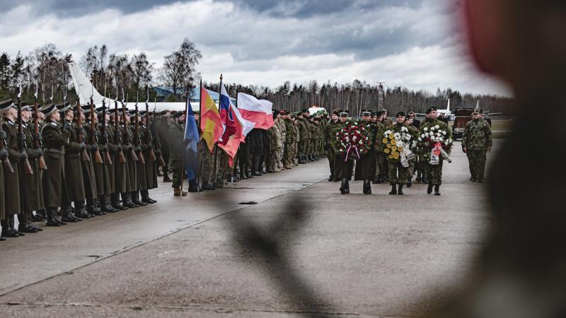 eFPLatvia, Polija, Karavīrs, Nato kaujas grupa, atvadīšanās