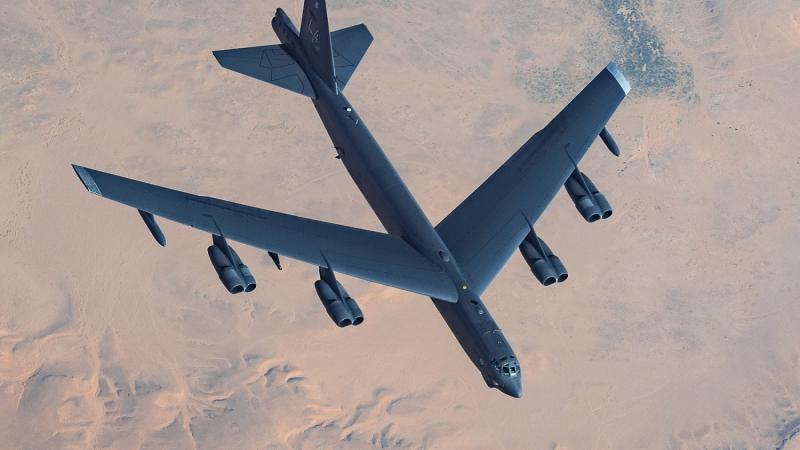 Bumbvedējs B-52 "Stratofortress"