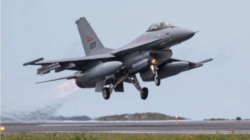 Norvēģijas gaisa spēku iznīcinātājs F-16