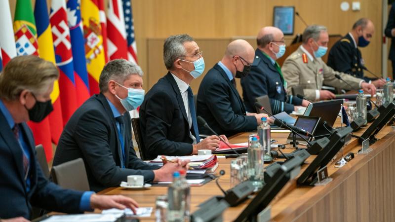 NATO aizsardzības ministru sanāksme