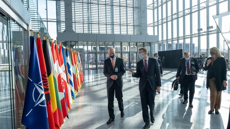 Ārlietu ministrs Edgars Rinkēvičs dodas uz NATO ārlietu ministru sanāksmi