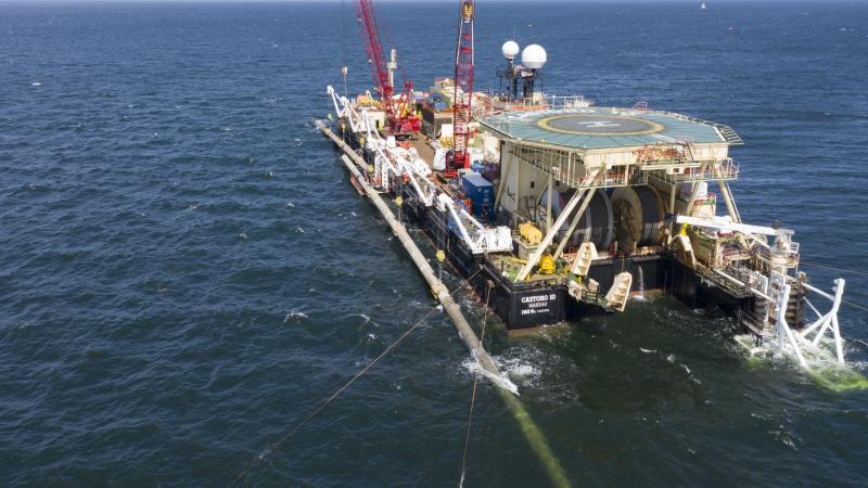 "Nord Stream 2" gāzes cauruļvada ieklāšana Baltijas jūrā