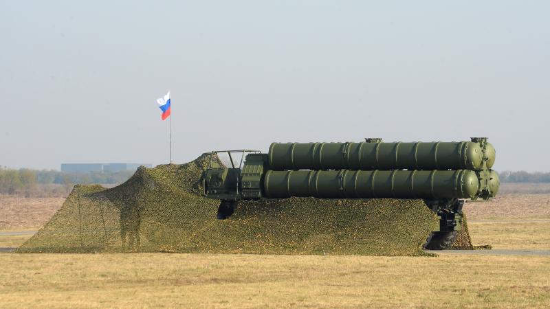 Krievijas pretgaisa aizsardzības sistēma S-400