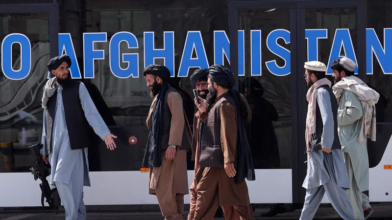 Talibu kaujinieki Kabulā