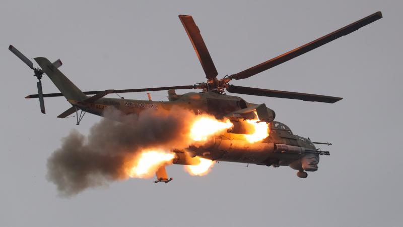 Krievijas uzbrukuma helikopteris Mi-24 "HIND" mācībās "Zapad 2021"