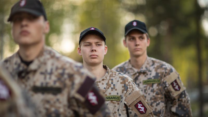 Jaunsardzes nometne Alūksnes novada bāzē "Lāčusils"