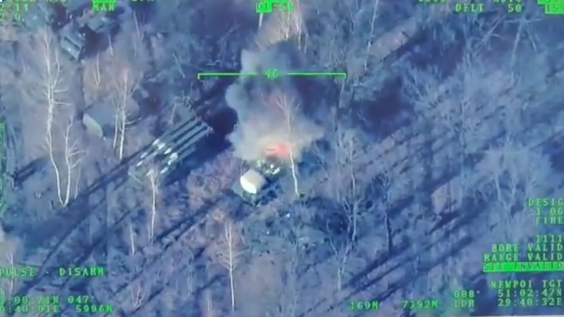 Ukrainas bruņoto spēku kaujas drons "Bayraktar TB2" iznīcina Krievijas pretgaisa raķešu sistēmu “BUK”