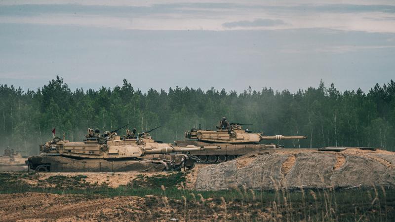 ASV Armijas tanki M1 "Abrams" Ādažu poligonā